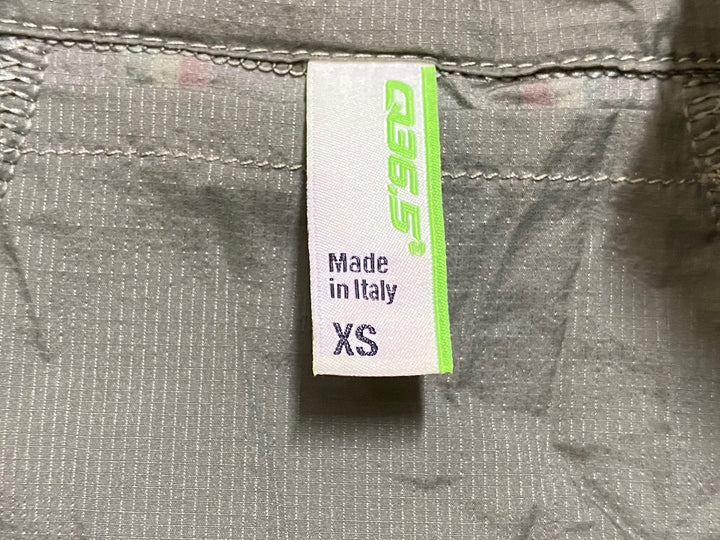 JK942 Q36.5 長袖 ウィンドブレーカー カーキー XS