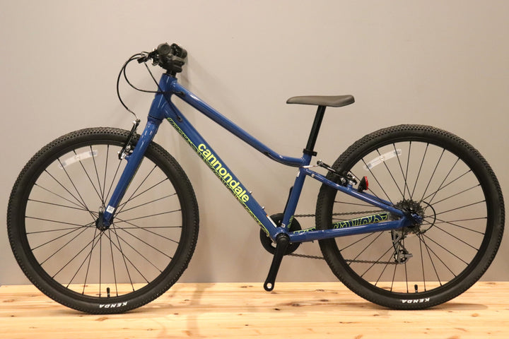 未使用 キャノンデール CANNONDALE キッズ クイック Kids Quick 24 2022モデル マイクロシフト 7S アルミ キッズバイク 24インチ 【仙台店】