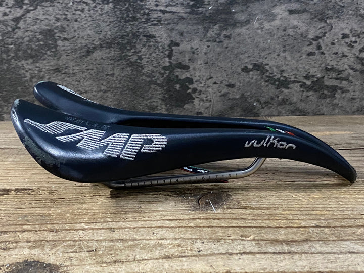 KL103 SELLE SMP VULKOR サドル 138mm aisi304レール ※座面スレ大