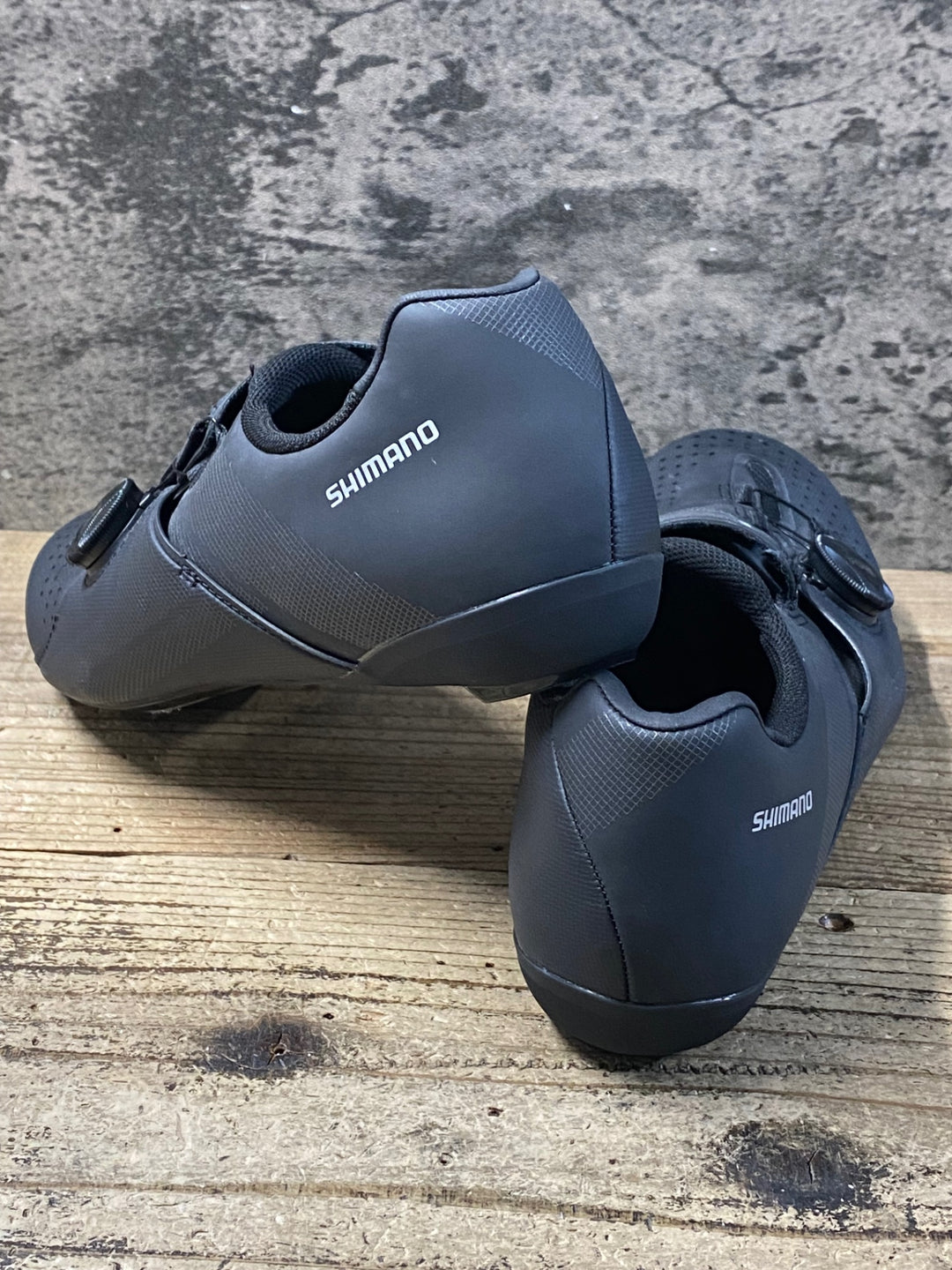 KB396 シマノ SHIMANO SHRC300MRC3 L01 S ビンディングシューズ EU42 黒