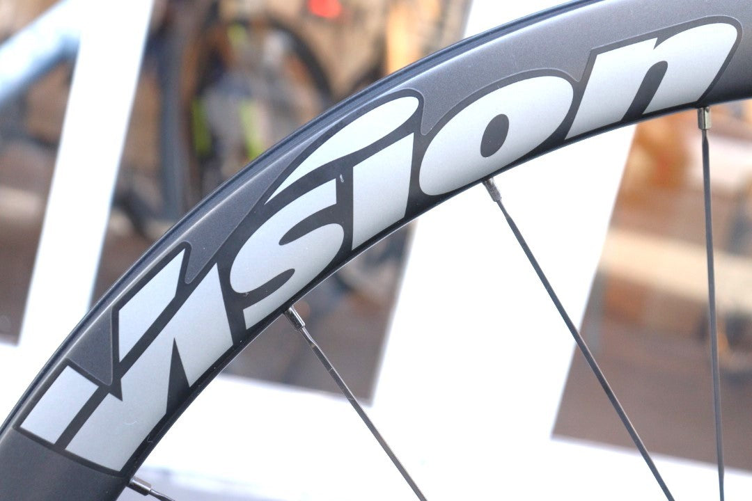 ヴィジョン VISION メトロン ディスク METRON 40 SL DISC カーボン チューブレスレディ ホイールセット シマノ11S/12S 【横浜店】