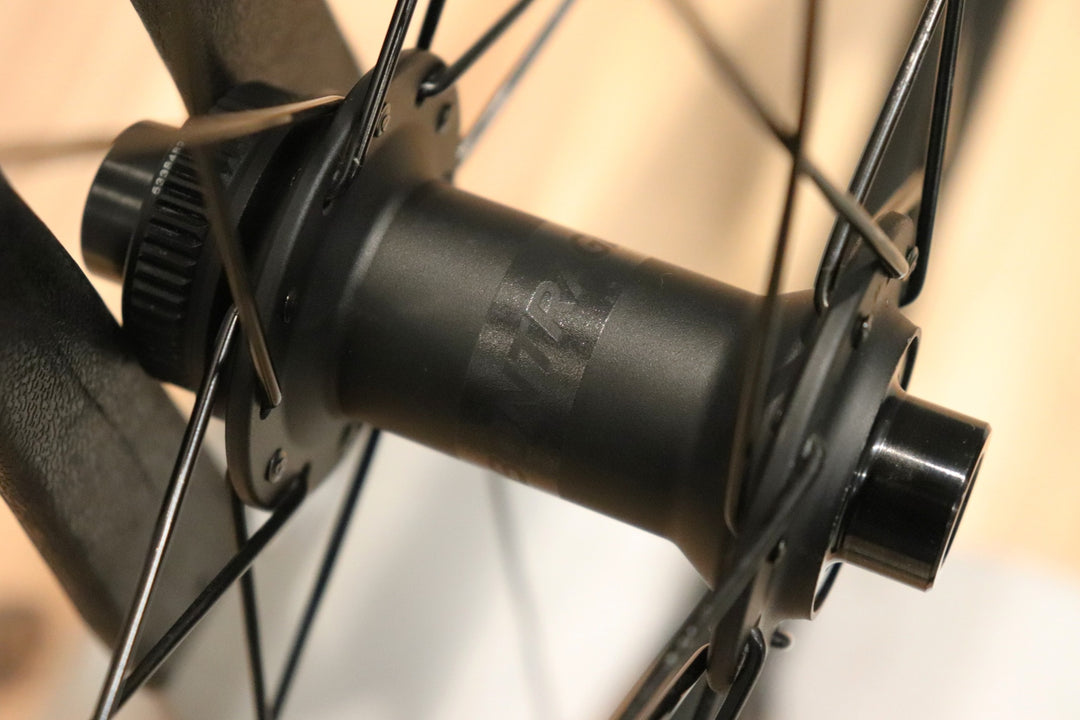 ボントレガー BONTRAGER パラダイム PARADIGM COMP TLR アルミ チューブレスレディ ホイールセット シマノ11S/12S 【仙台店】