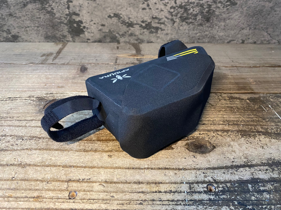 JP375 アピュドラ APIDURA レーシング トップチューブバッグ