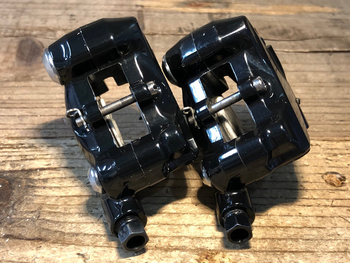 IV159 シマノ SHIMANO 105 BR-R7070 油圧 ディスクブレーキ キャリパーセット