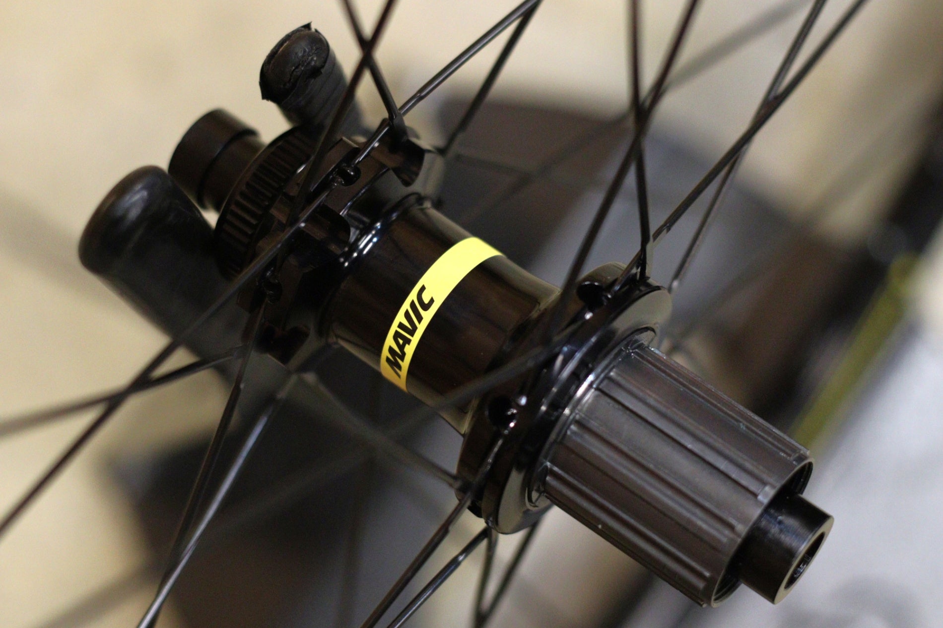 マヴィック MAVIC アクシウム AKSIUM DISC アルミ クリンチャー