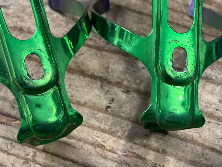KP724 スパカズ SUPACAZ FLY CAGE ANO Limited アルミ ボトルケージ 緑 紫 2個セット