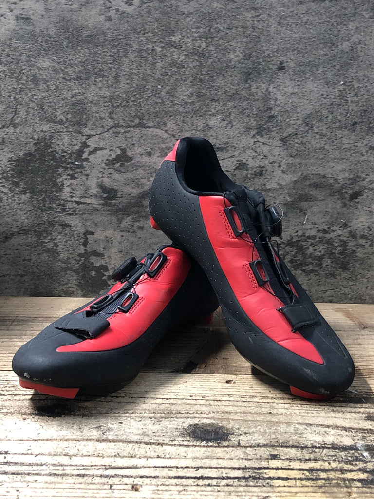 KC823 フィジーク fizik r5 road shoes ビンディングシューズ 3穴 BOA
