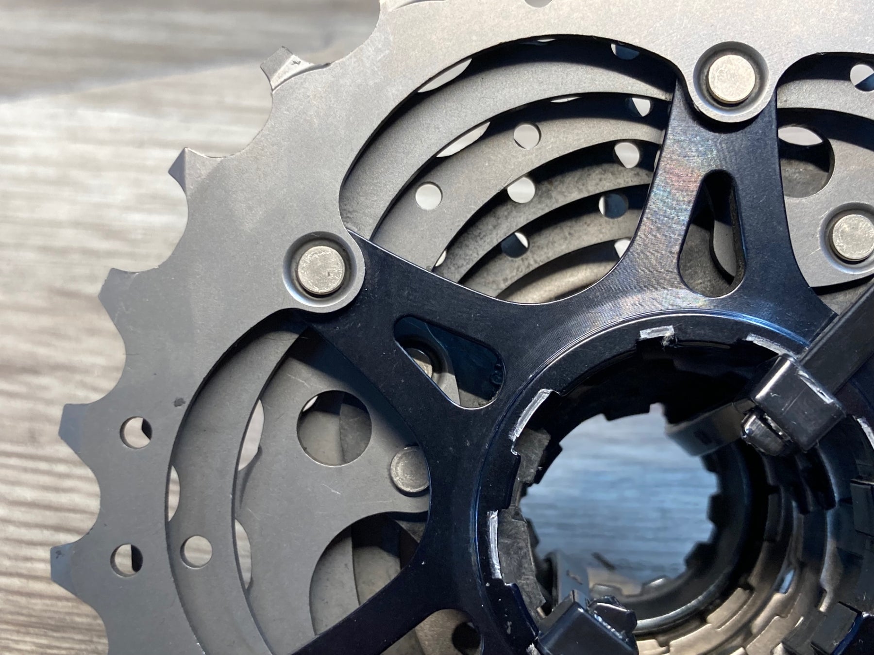 IE049 シマノ SHIMANO デュラエース DURA-ACE CS-R9100 スプロケット