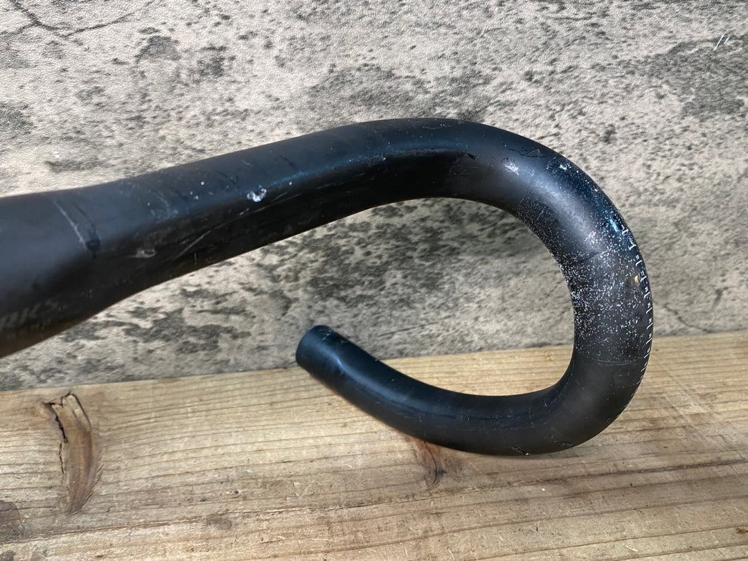 JP428 スペシャライズド SPECIALIZED S-WORKS SHALLOW BEND CARBON カーボン ドロップハンドル エンドC-C420mm Φ31.8