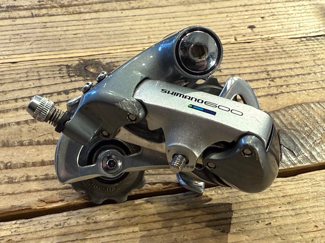 IY074 シマノ SHIMANO 600 RD-6401 リアディレイラー
