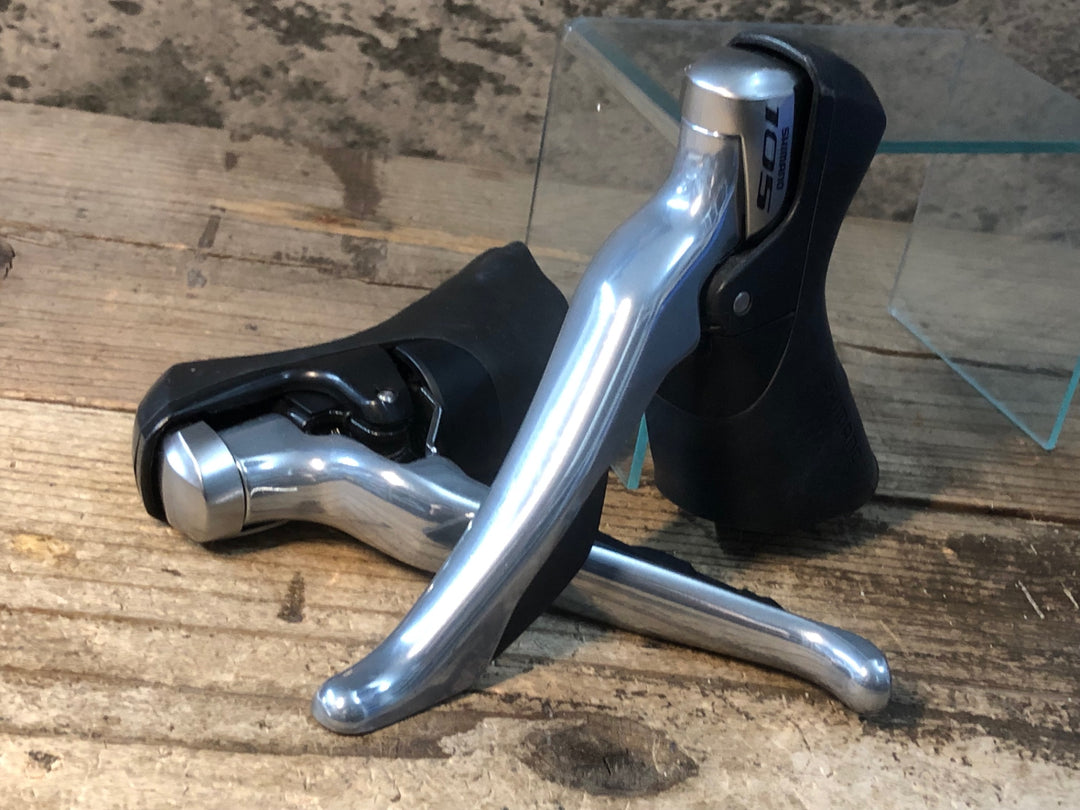 JV306 シマノ SHIMANO 105 ST-5800 STIレバー 2x11S シルバー – BICI 