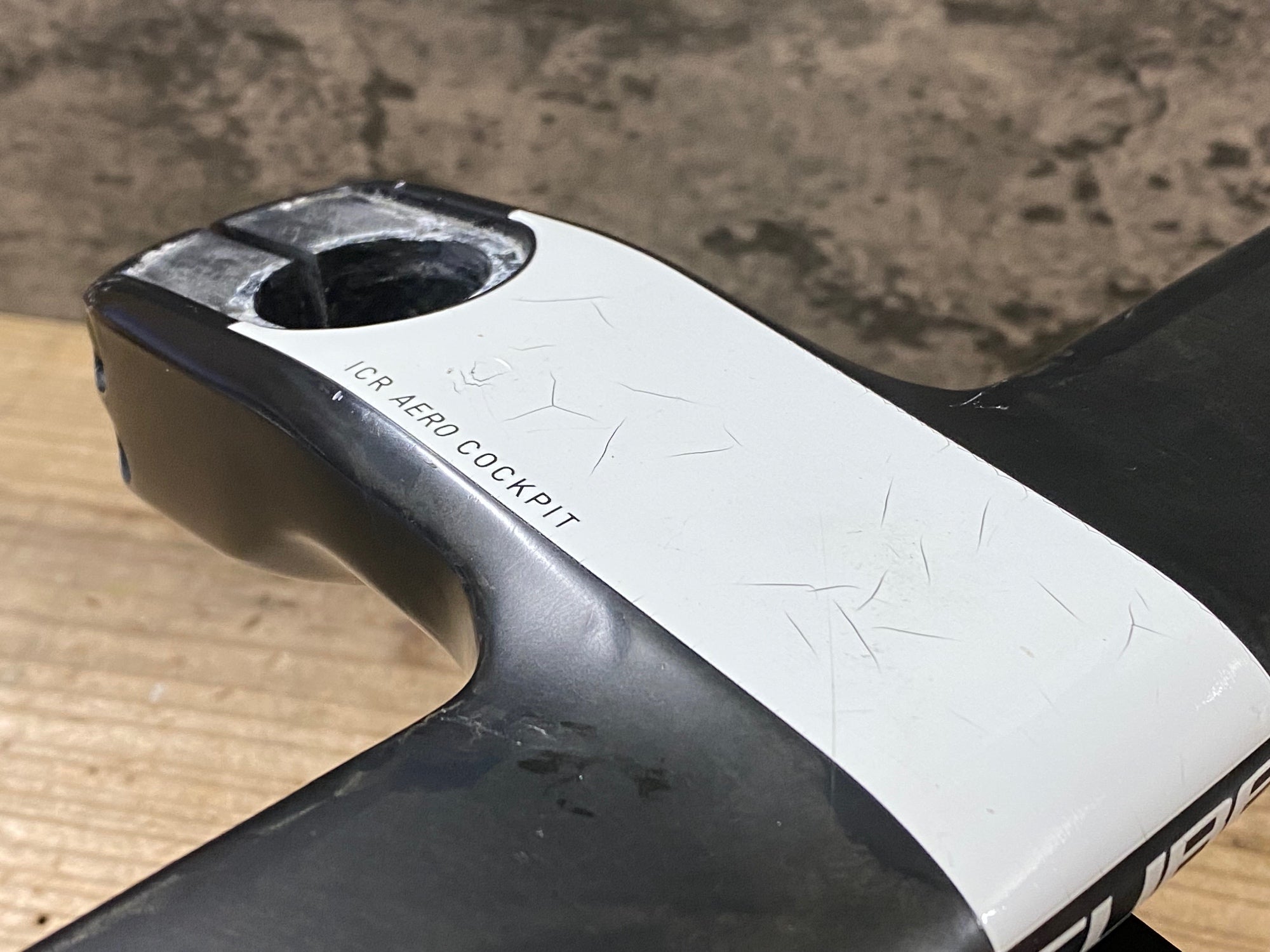 JS773 CUBE ICR AERO COCKPIT カーボン ドロップハンドル ブラケットC