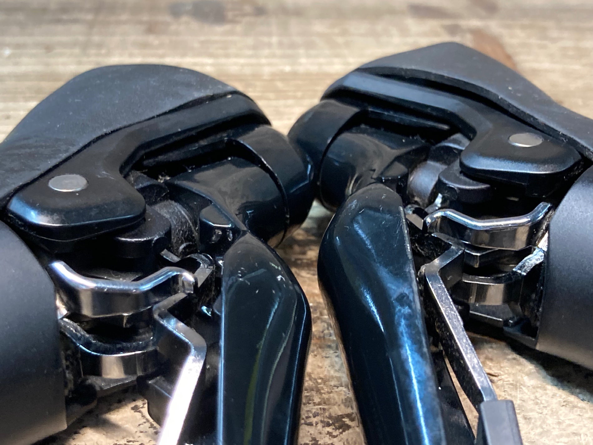 IT459 シマノ SHIMANO 105 ST-R7020 STIレバー 2x11S 油圧