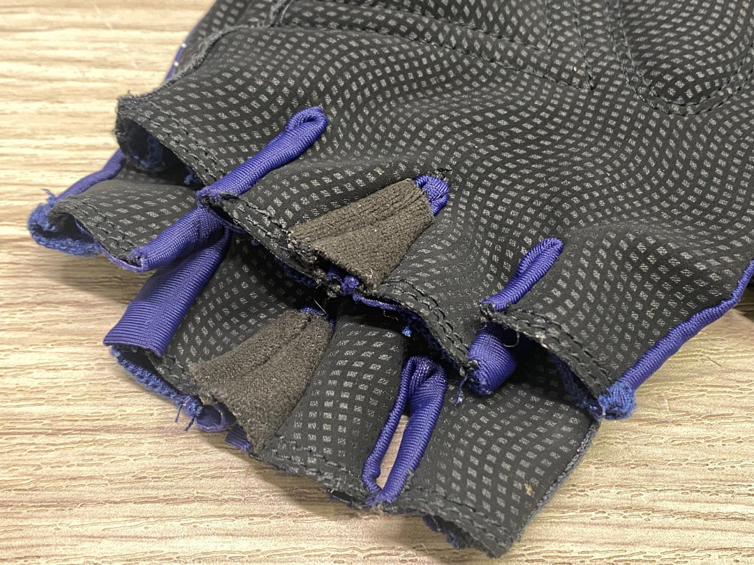 JN362 GripGrab 指切り グローブ 紺 黒 M