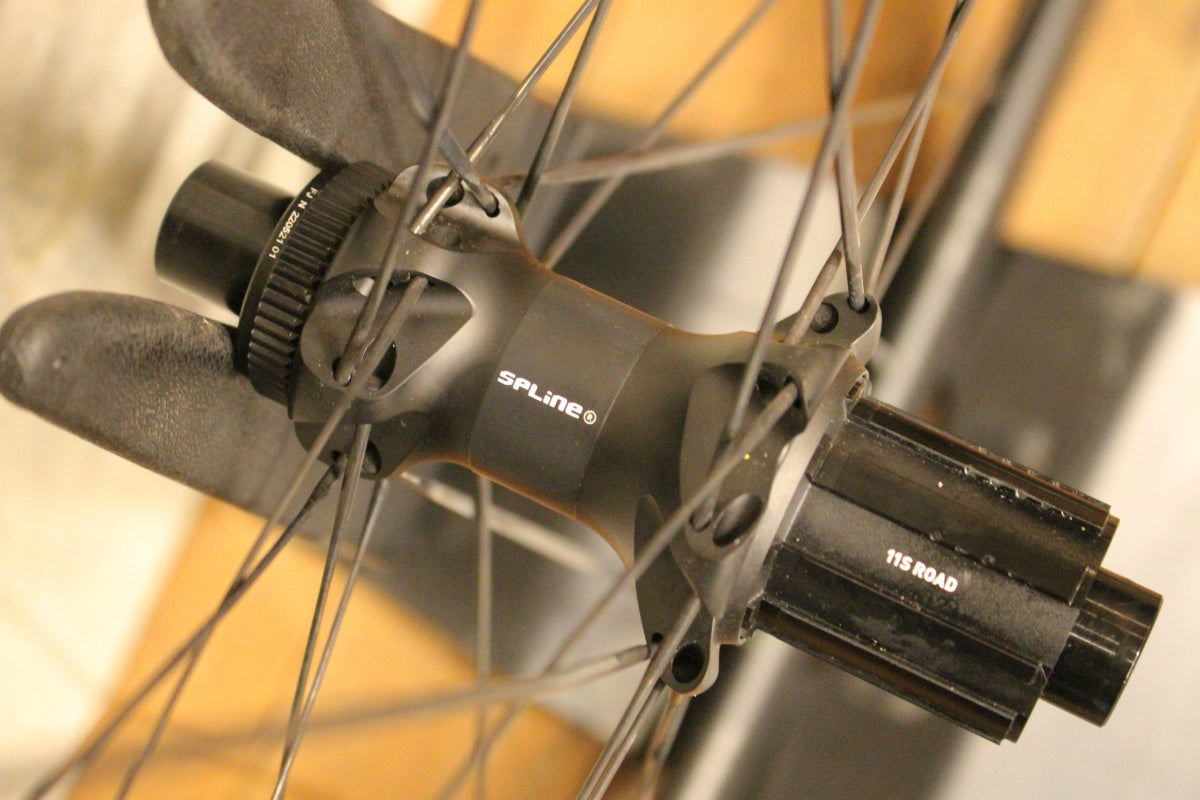 DT SWISS P1800 SPLINE DB 23×32 アルミ クリンチャー チューブレスレディ ホイールセット シマノ12/11S –  BICI AMORE ONLINE STORE