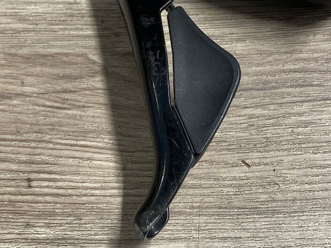 KD055 シマノ SHIMANO 105 ST-7020 左STIレバー ※プレート欠品