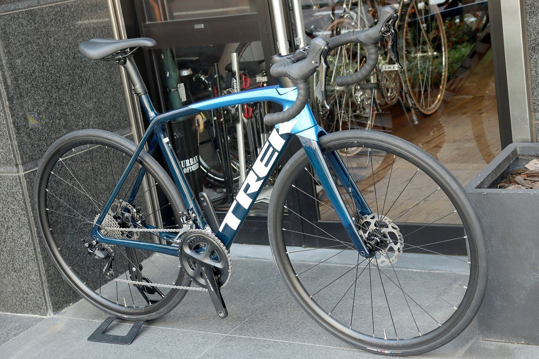 トレック TREK エモンダ ディスク EMONDA SL5 DISC 2021モデル 54サイズ 105 R7020 11S カーボン ロードバイク 【東京南麻布店】