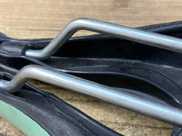 JU850 SELLE SMP 7RK サドル 緑 スチールレール