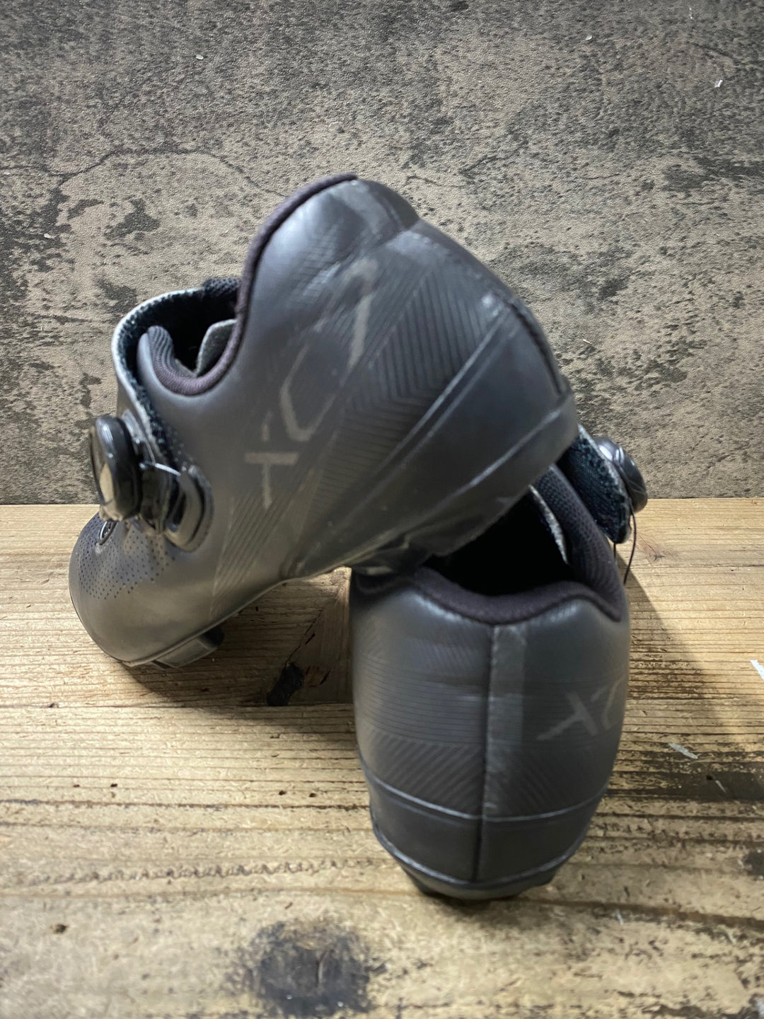 KB580 シマノ SHIMANO XC7 SHXC701M ビンディングシューズ 黒 EU41 2穴 汚れ