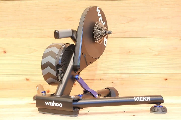 ワフー WAHOO キッカー KICKR V5 ダイレクトドライブ スマートトレーナー ローラー台 【千葉店】