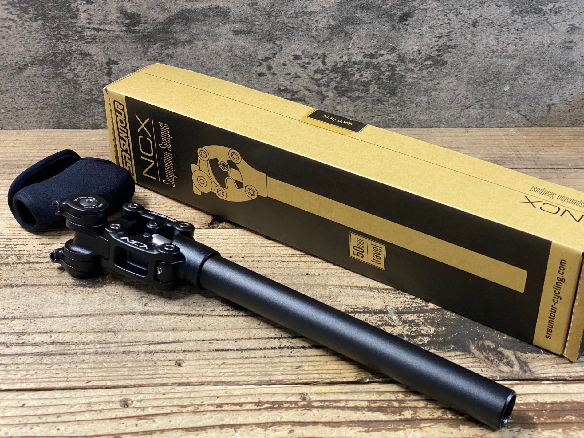 KE653 SR SUNTOUR NCX サスペンションシートポスト 350mm Φ27.2 – BICI