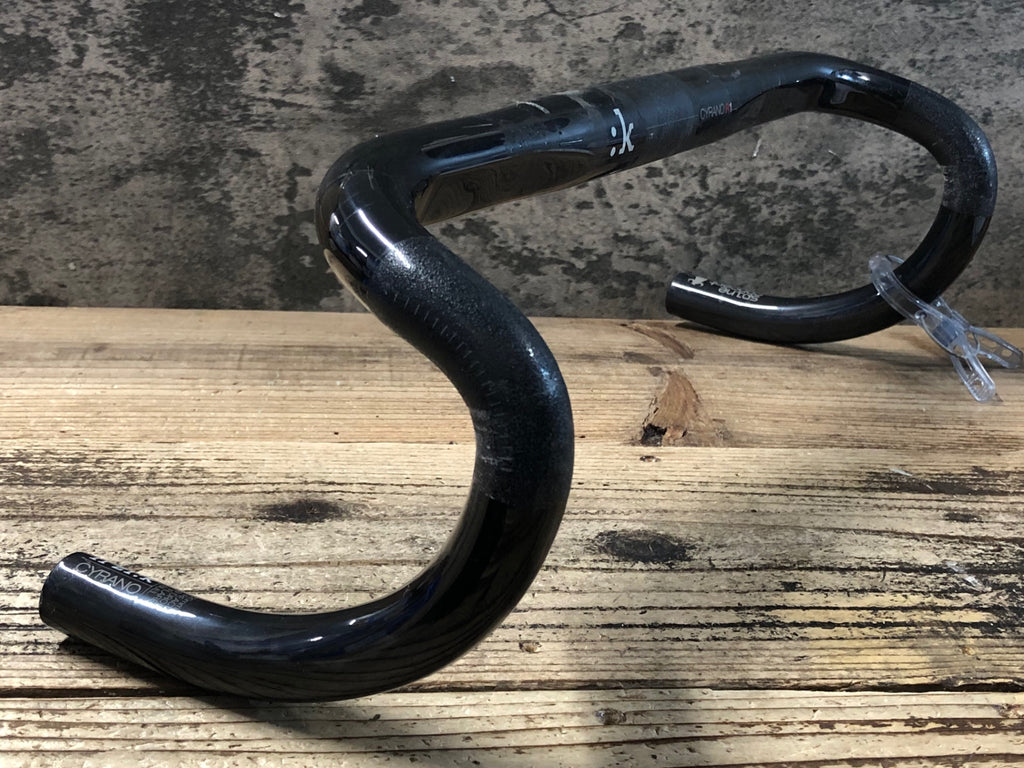 JZ215 フィジーク fizik シラノ CYRANO R1 カーボン ドロップハンドル