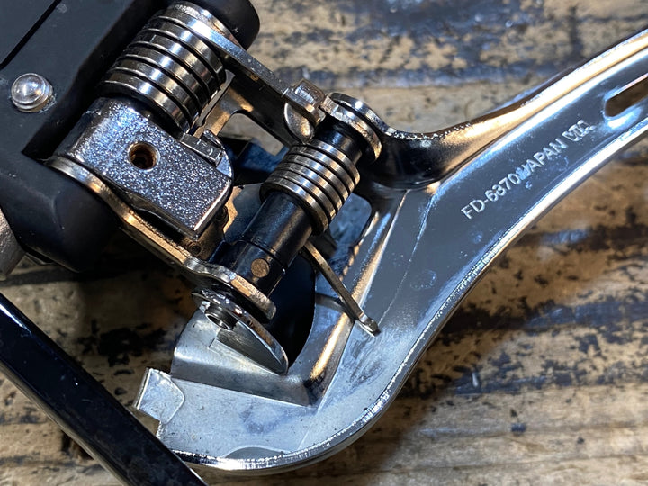JP467 シマノ SHIMANO アルテグラ ULTEGRA FD-6870 直付 フロントディレイラー Di2 動作確認済