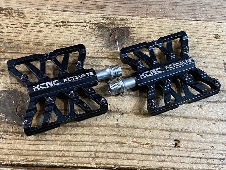 JZ280 KCNC アクティベート KPED12 フラットペダル 黒