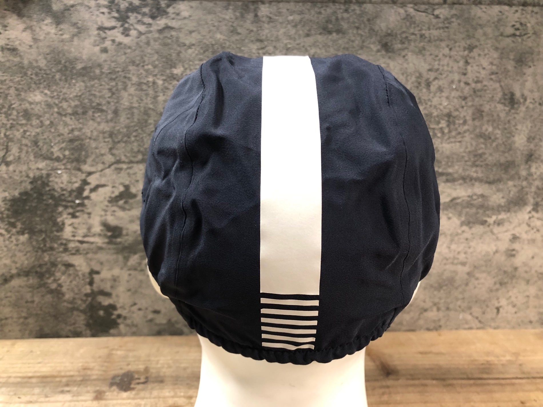 JS854 ラファ Rapha サイクルキャップ 黒 白 M/L – BICI AMORE ONLINE