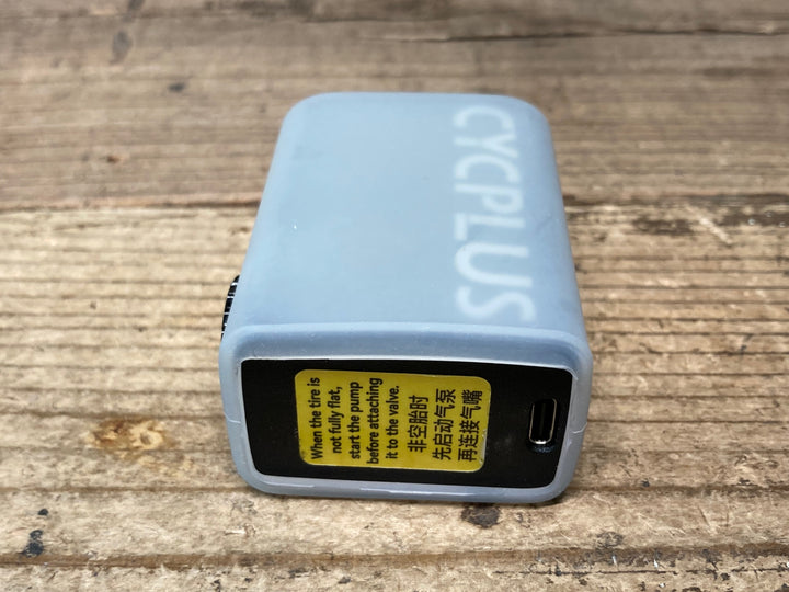JM288 CYCPLUS CUBE 携帯空気入れ 電動 動作確認済み
