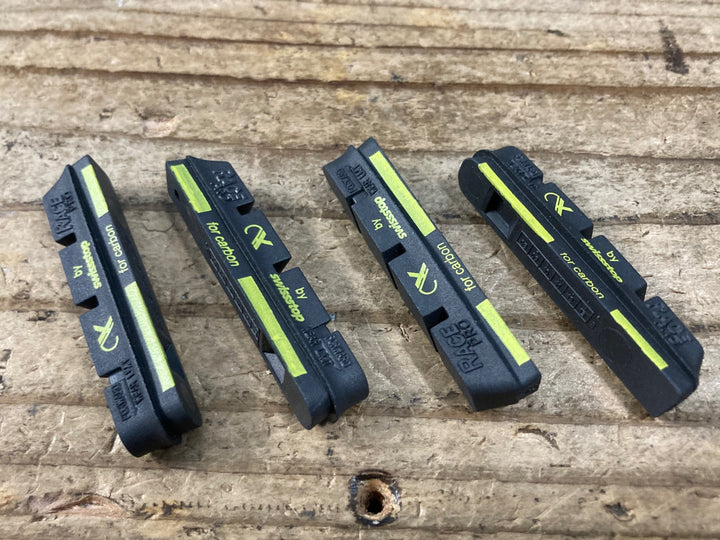 KI429 AX Lightness ブレーキパッド 4pcs カンパニョーロ用