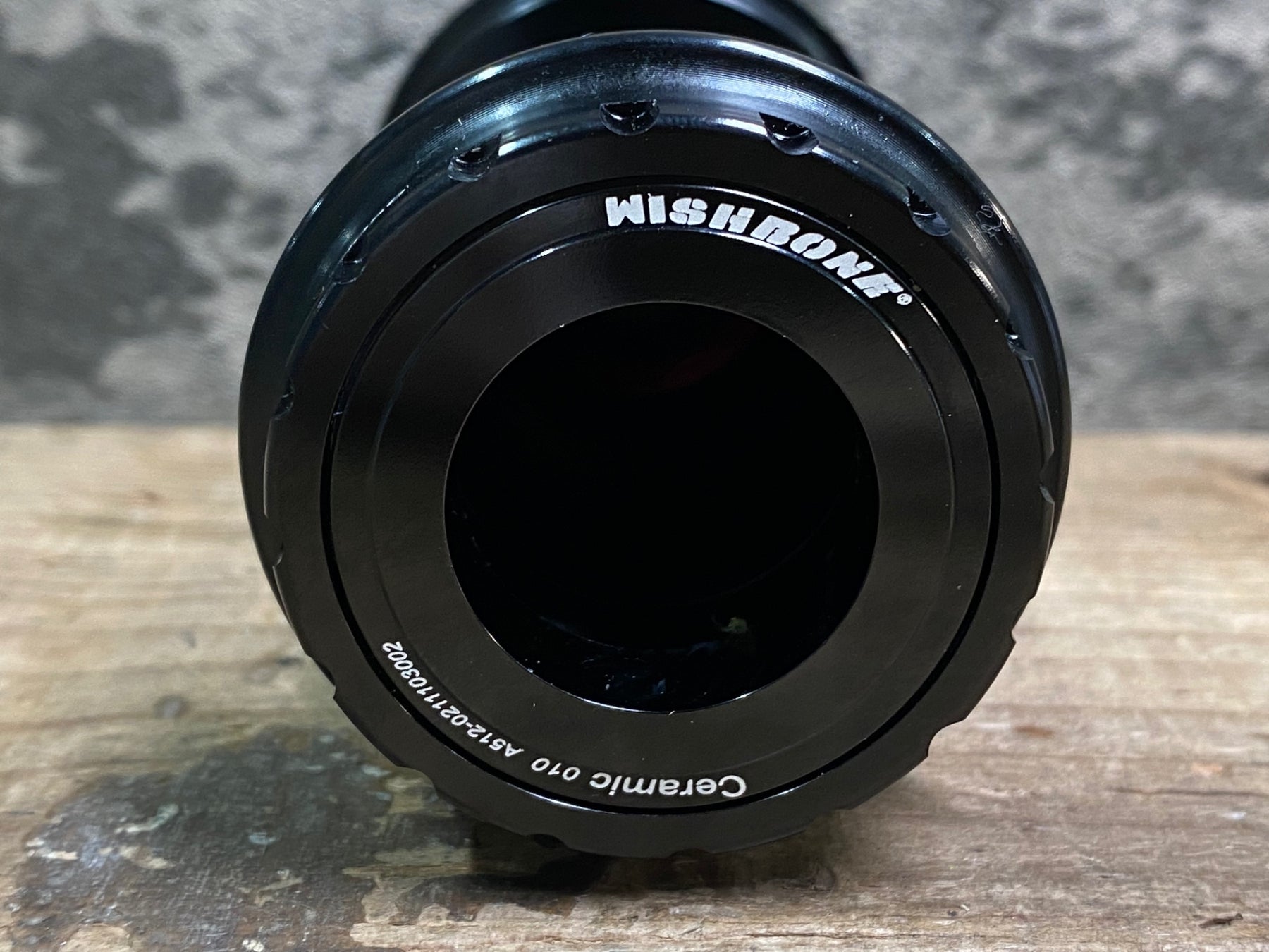 JM718 ウィッシュボーン WISHBONE BPF3024 ボトムブラケット BB 黒 Φ46