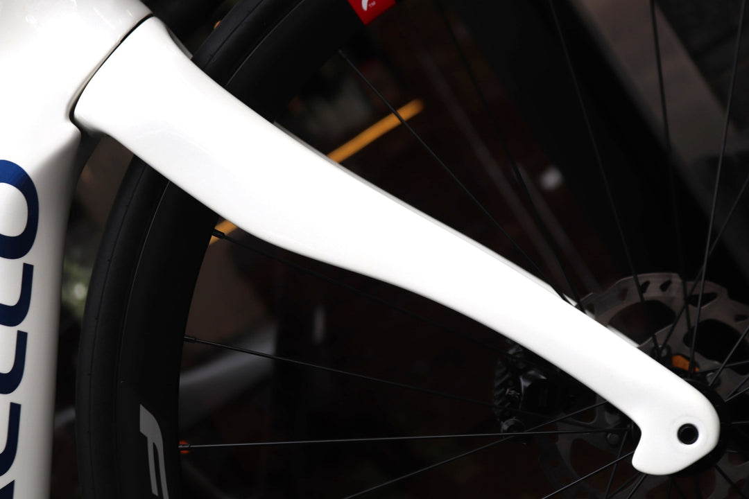 ピナレロ PINARELLO F5 DISK 2024モデル 500サイズ シマノ 105 R7170 Di2 12S カーボン ロードバイク 【東京南麻布店】