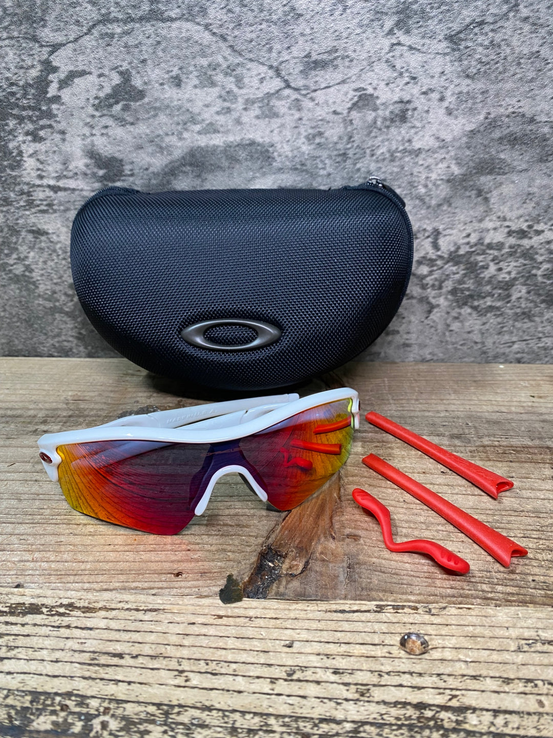 JE895 オークリー OAKLEY レーダー RADER サングラス ホワイト