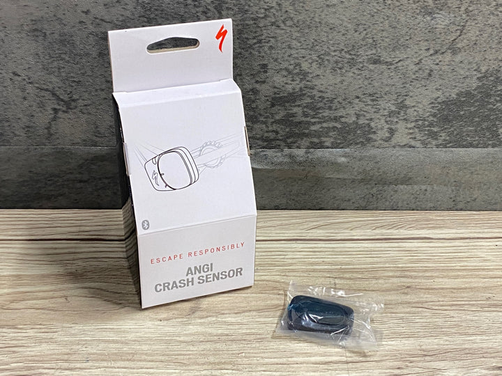 KD470 スペシャライズド SPECIALIZED ANGi CRASH SENSOR 転倒センサー 未使用