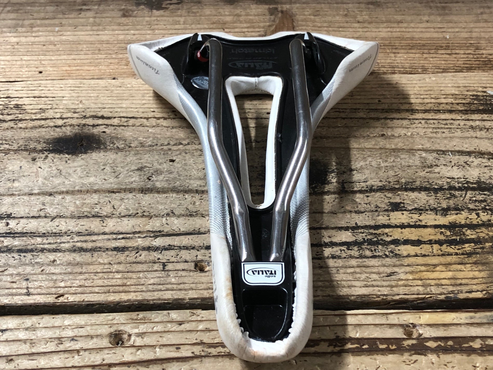 JX796 セライタリア selle italia Flite サドル フロー チタンレール