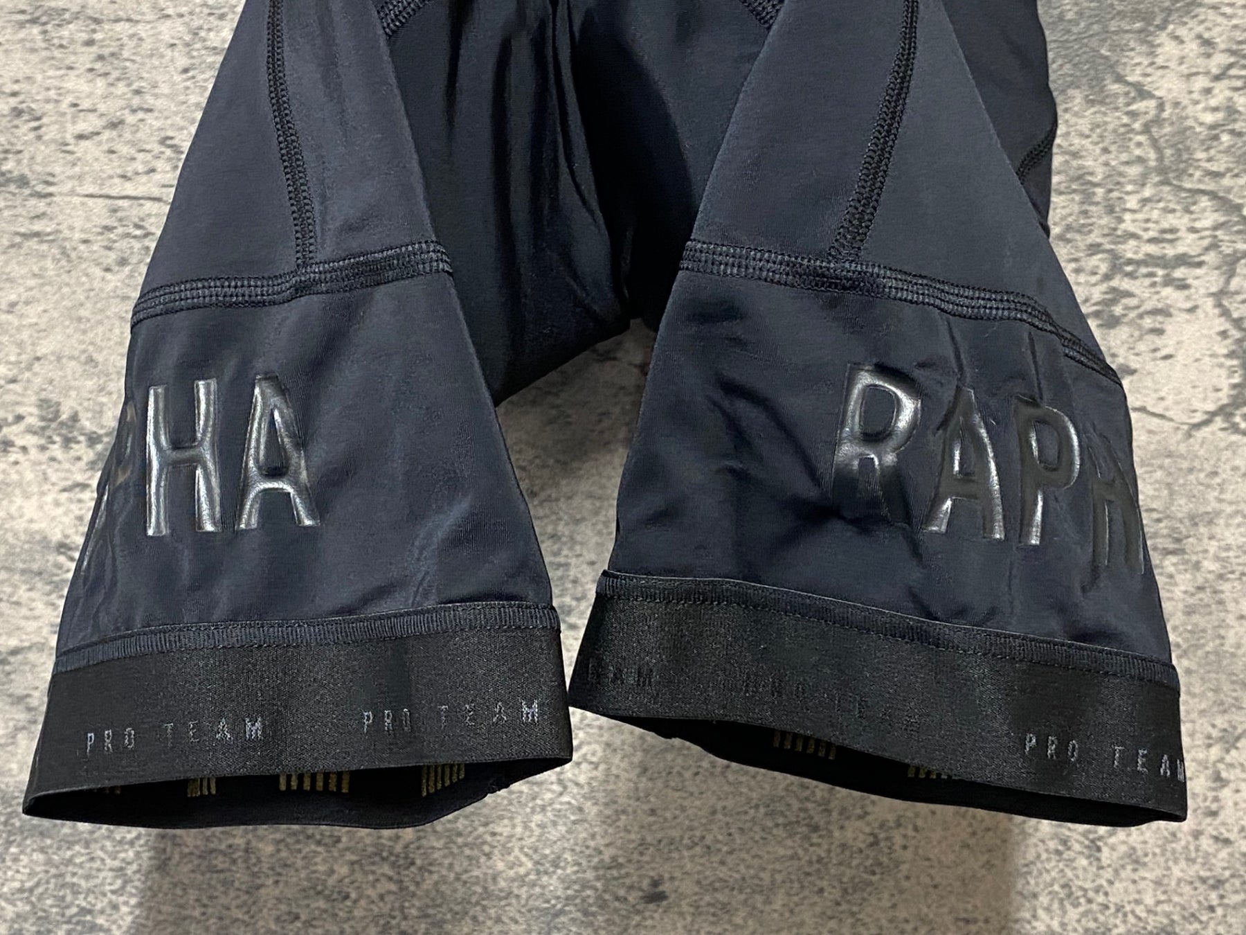 KD526 ラファ Rapha PRO TEAM BIB SHORTS ビブショーツ 黒 XS – BICI