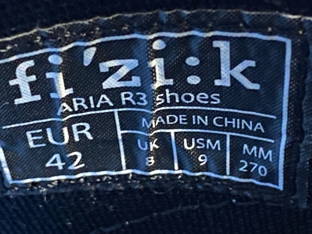 KL836 フィジーク fizik ARIA R3 SHOES ビンディングシューズ 3穴 BOA 白 EU42