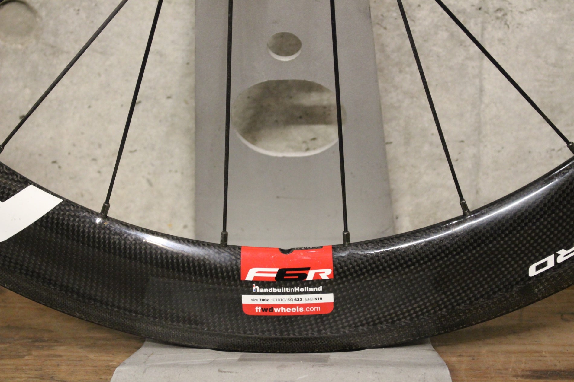 ファストフォワード FFWD Fast Forward F6R カーボン チューブラー