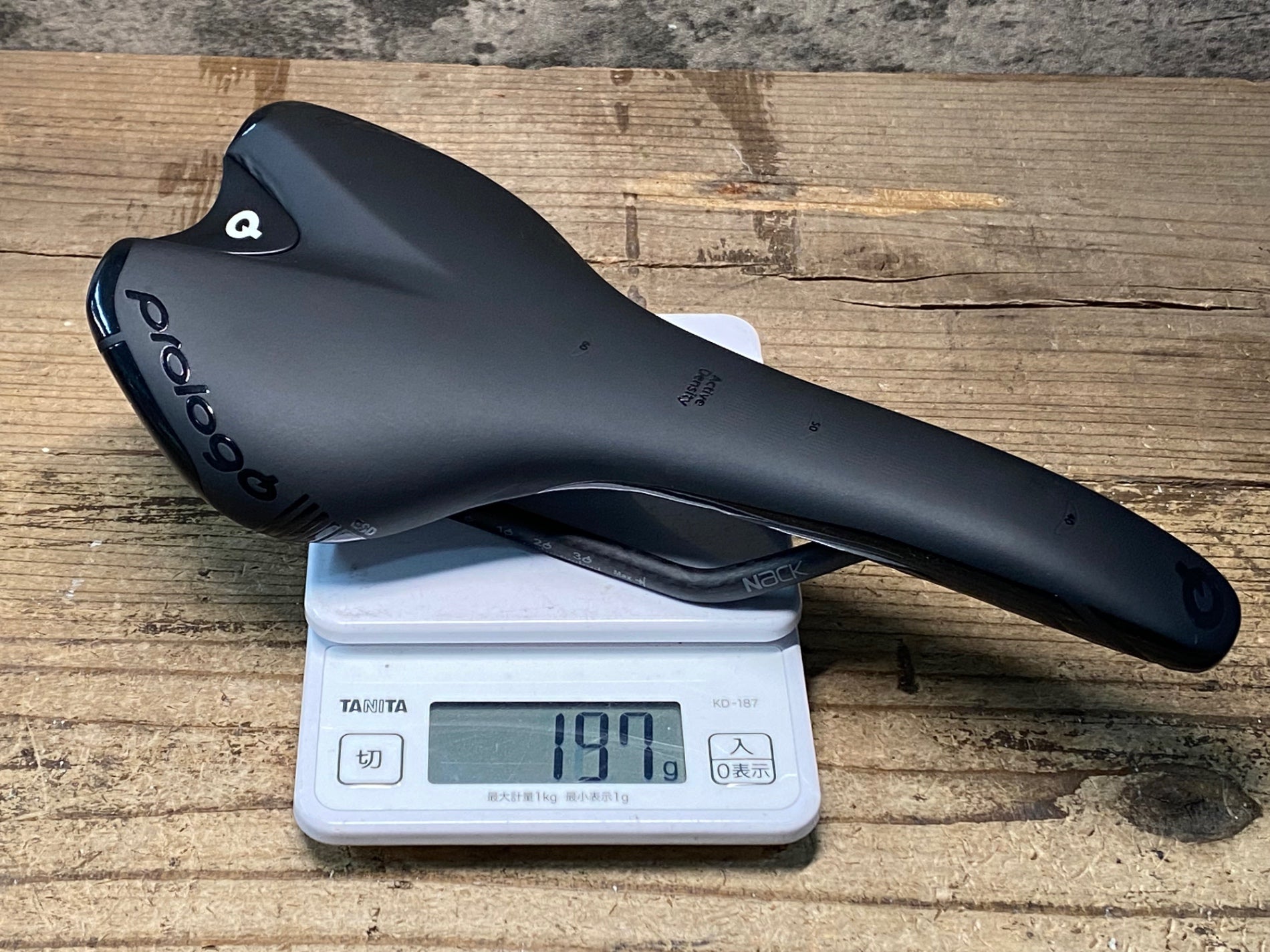 Prologo Nago Nack ブラック カーボンサドル cozybicycle_prologo-nago-r4-pas-nk