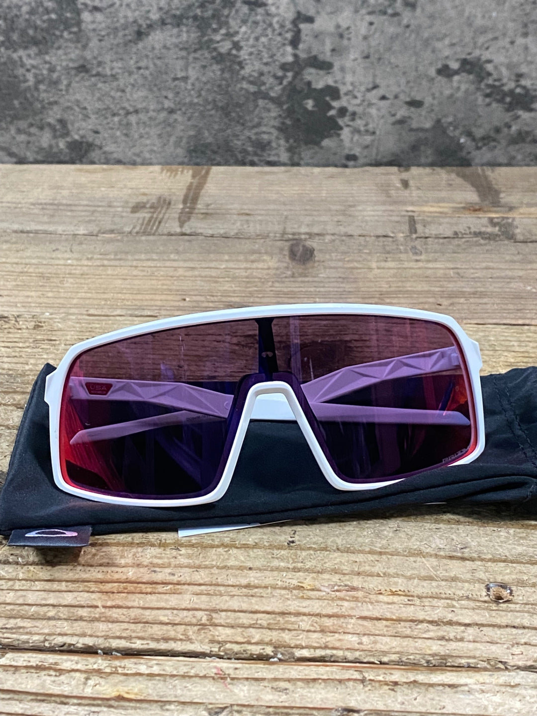 KM758 オークリー OAKLEY SUTRO サングラス アイウェア 白