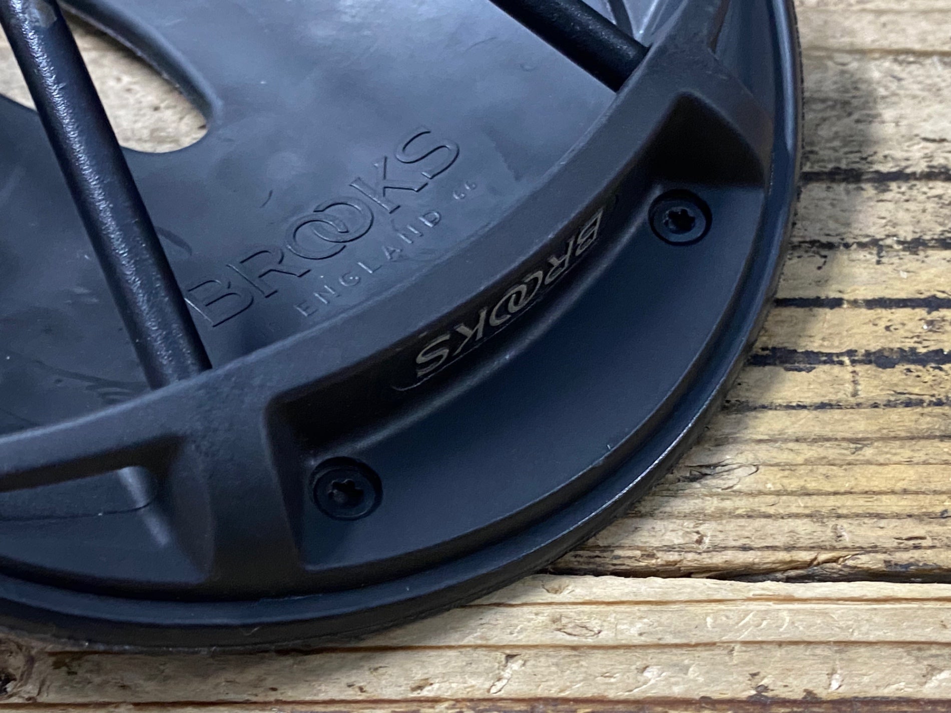 KH704 ブルックス BROOKS CAMBIUM C17 CARVED サドル 黒 – BICI AMORE