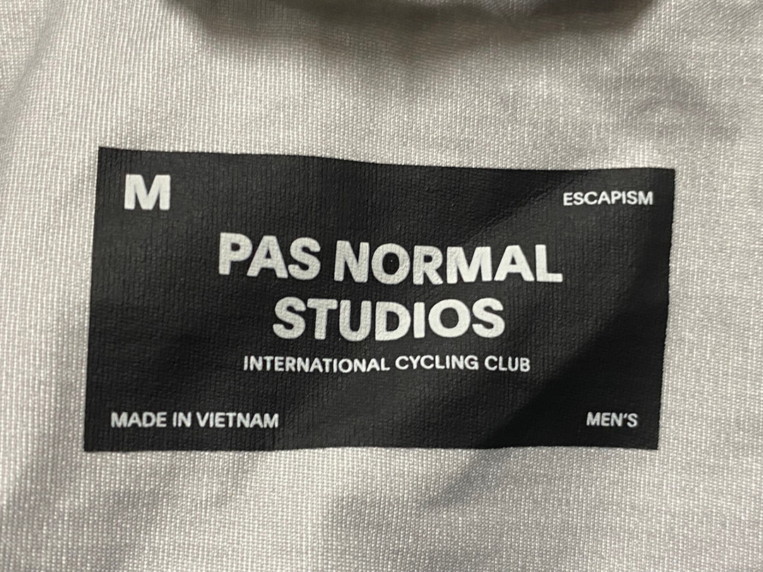 KA566 パスノーマルスタジオ PAS NORMAL STUDIOS PAS MECHANISM SHIELD JACKET 長袖 サイクルジャケット グレー M