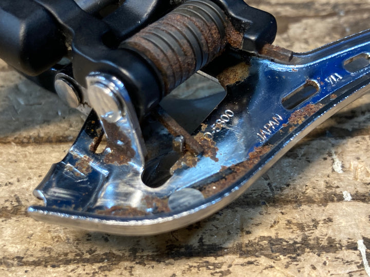 JH526 シマノ SHIMANO 105 FD-5800 フロントディレイラー 2s ※プレート欠品