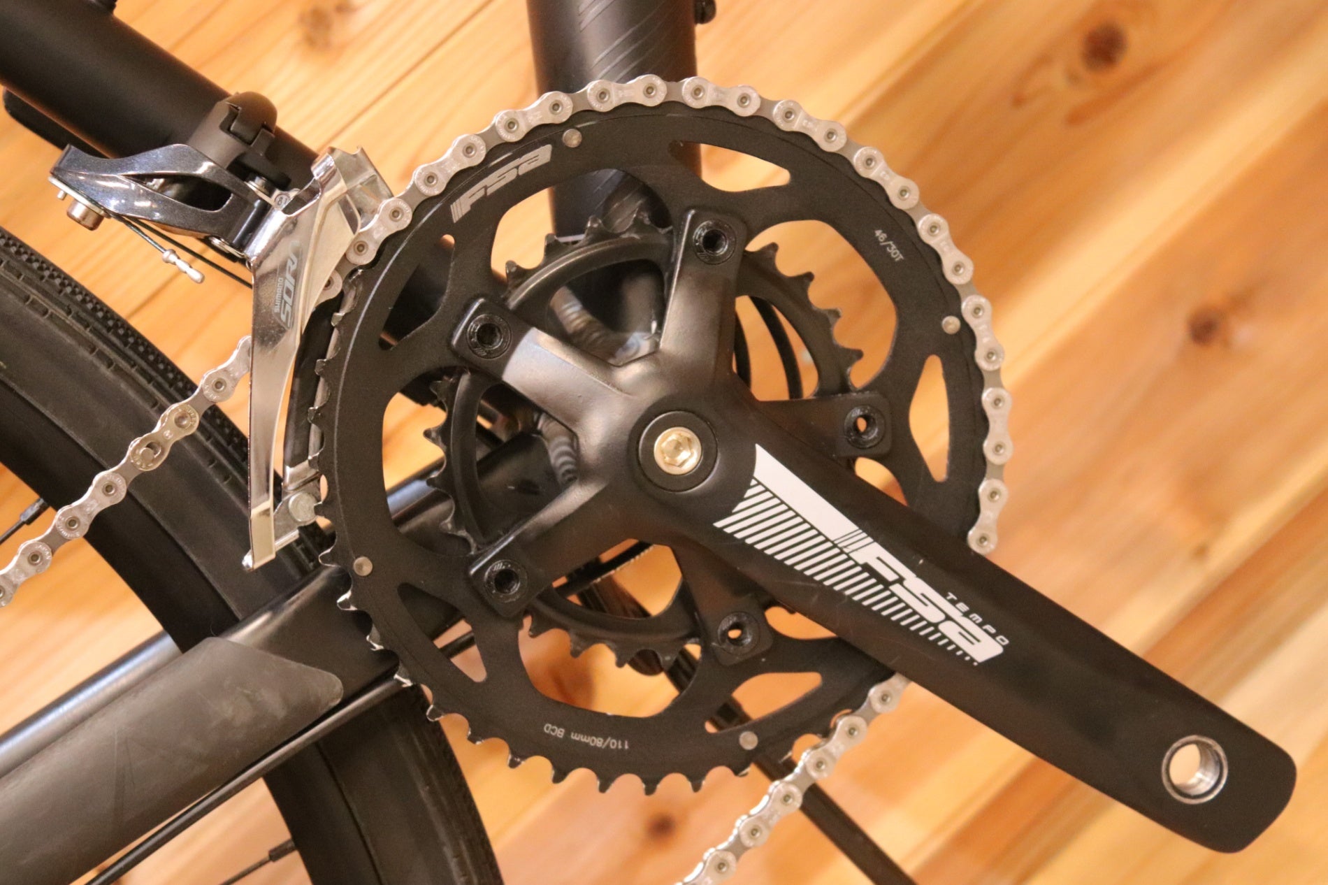 ①日向里　ＦＲＢ フジ FUJI ジャリ JARI 1.7 DISC 2023モデル 46サイズ シマノ ソラ