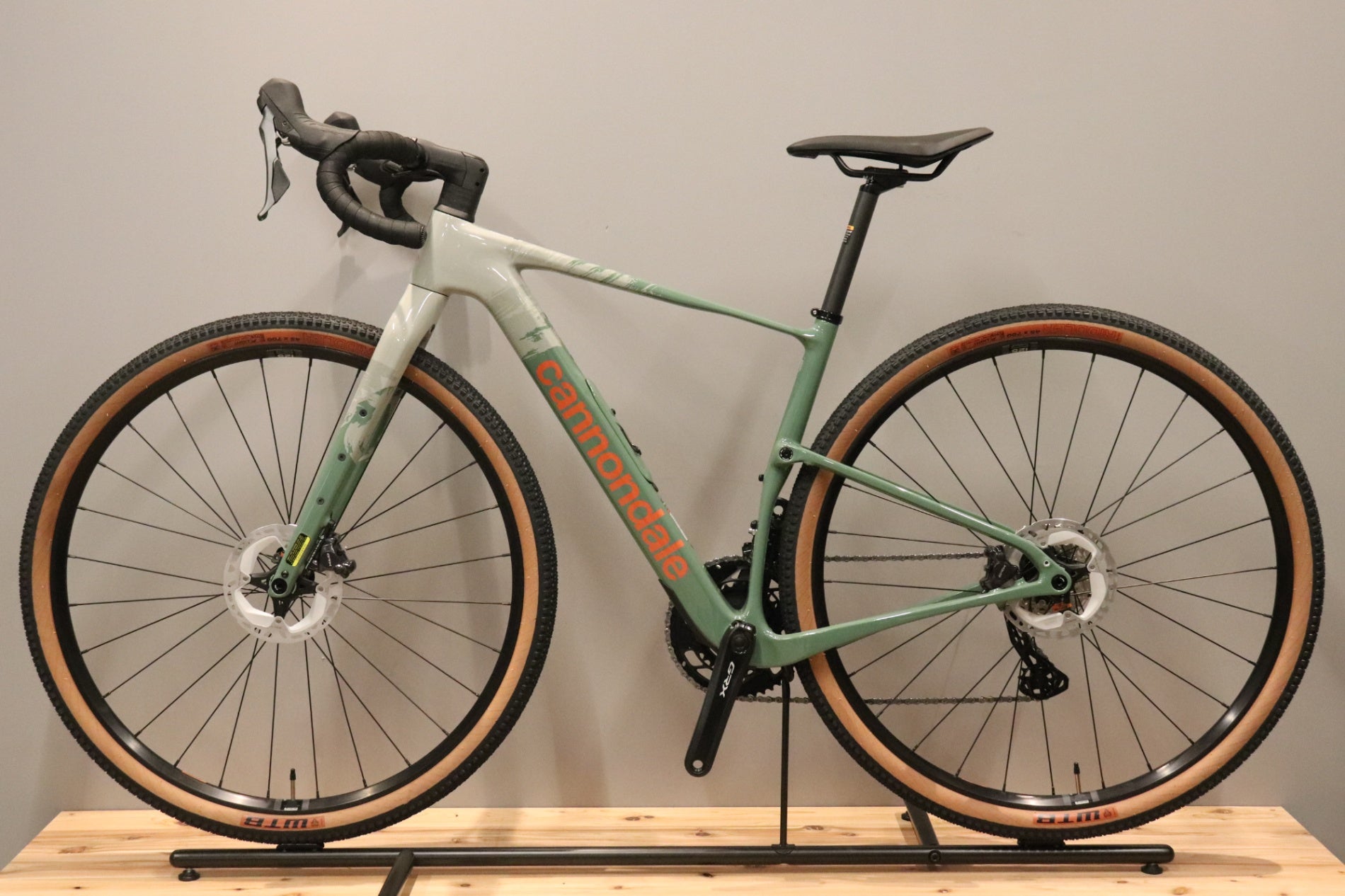 未使用 キャノンデール CANNONDALE トップストーン TOPSTONE CARBON 2