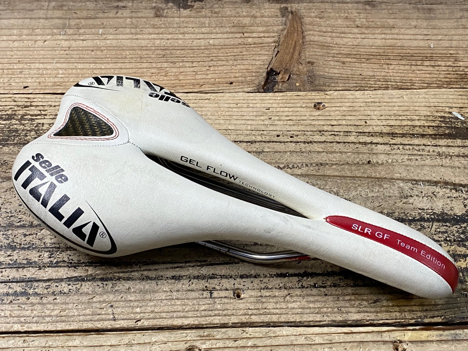 JT219 セライタリア SELLE ITALIA SLR GEL FLOW サドル 白 スチール