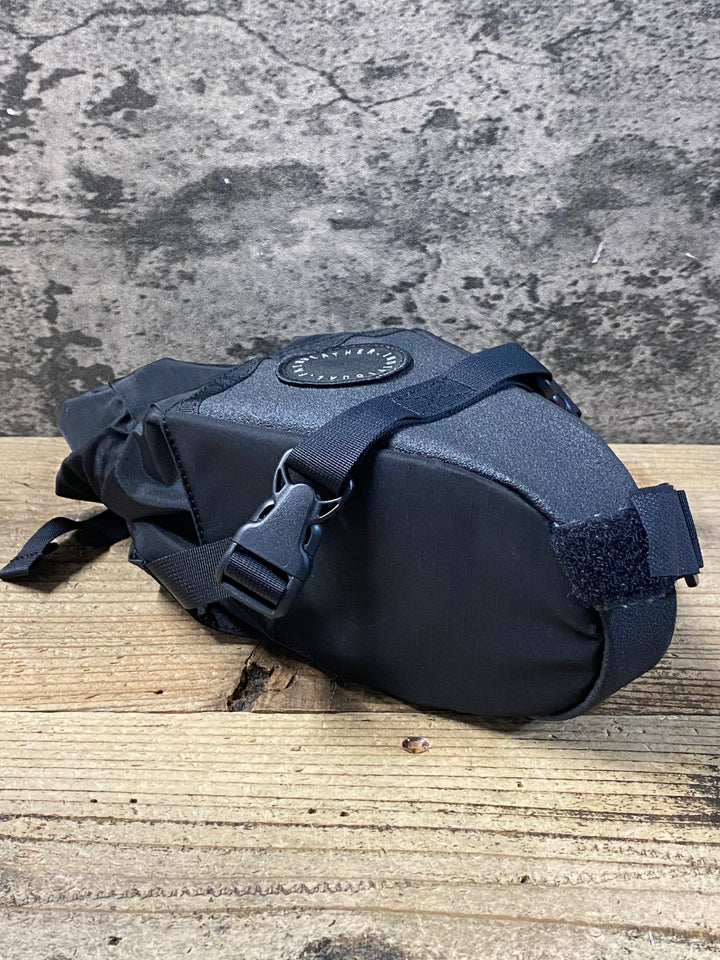 KC040 フェアウェザー FAIRWEATHER サドルバッグ 黒