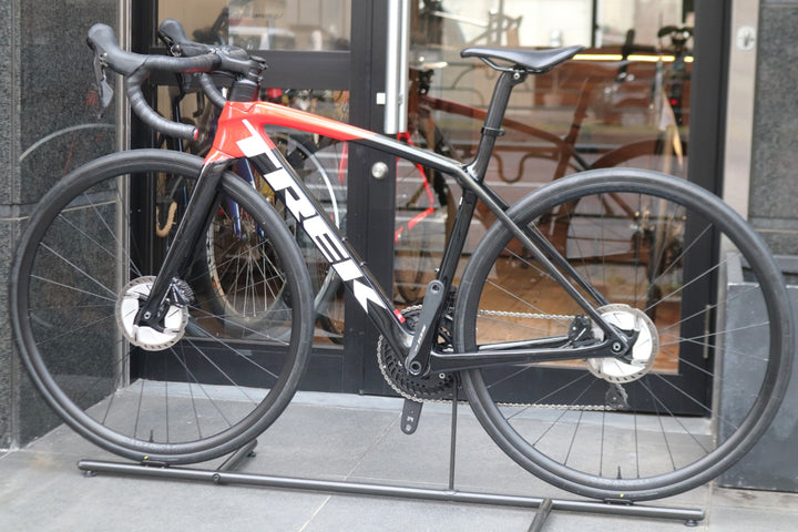 トレック TREK エモンダ EMONDA SL5 DISC 2023モデル 50サイズ シマノ 105 R7000 カーボン ロードバイク 【東京南麻布店】