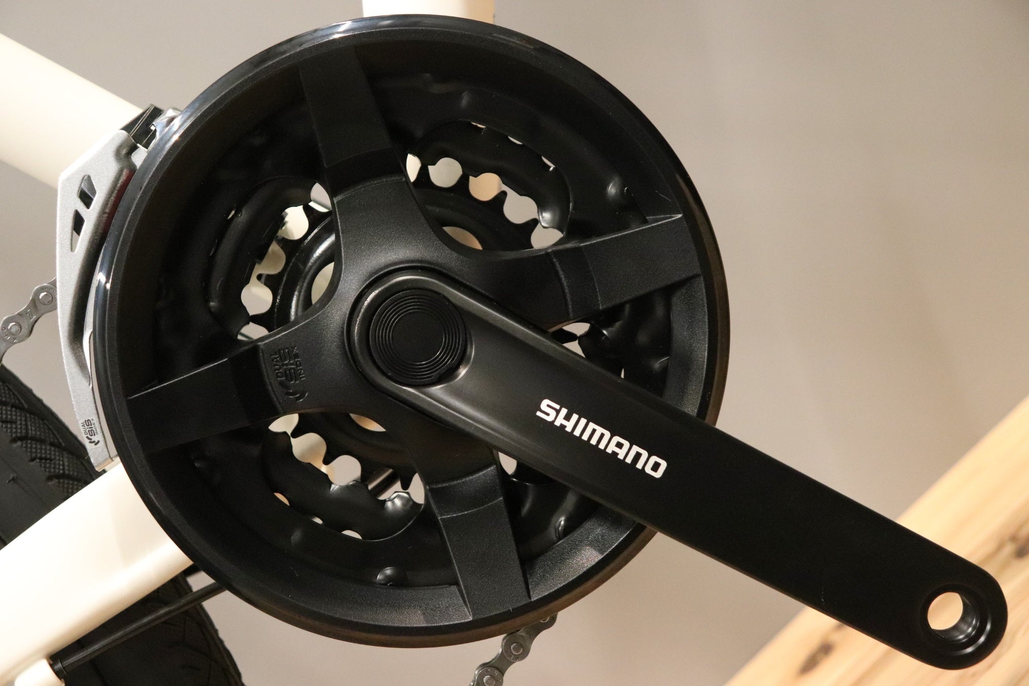 未使用 ビアンキ BIANCHI C-SPORT 2 2023モデル 55サイズ シマノ